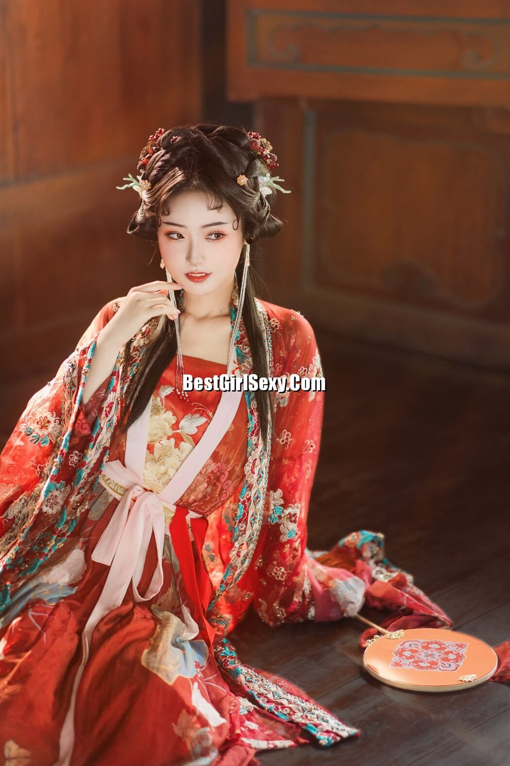 YiTuYu艺图语 Vol.3338 Rou Du Du De Xiao Hai Teng