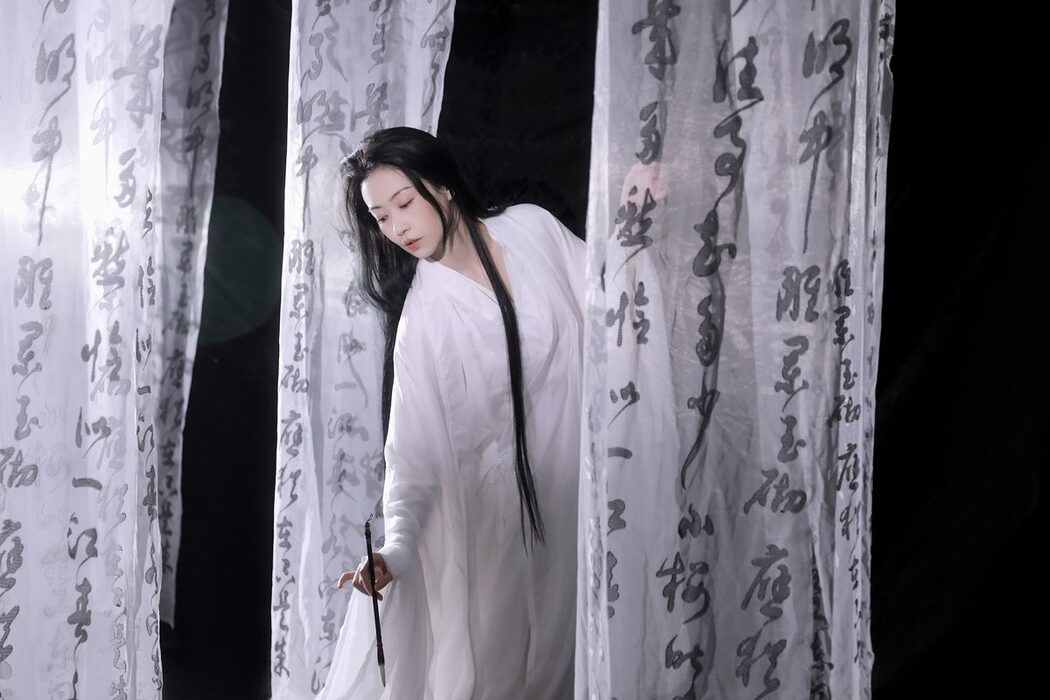YiTuYu艺图语 Vol.3358 Li Li