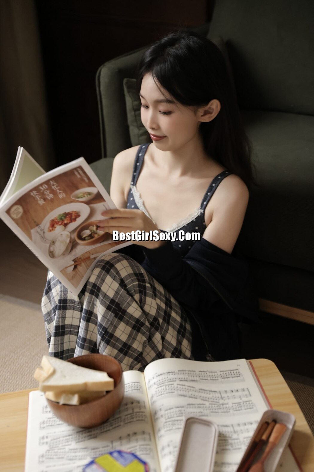 YiTuYu艺图语 Vol.3354 A Miao de Fan Fan