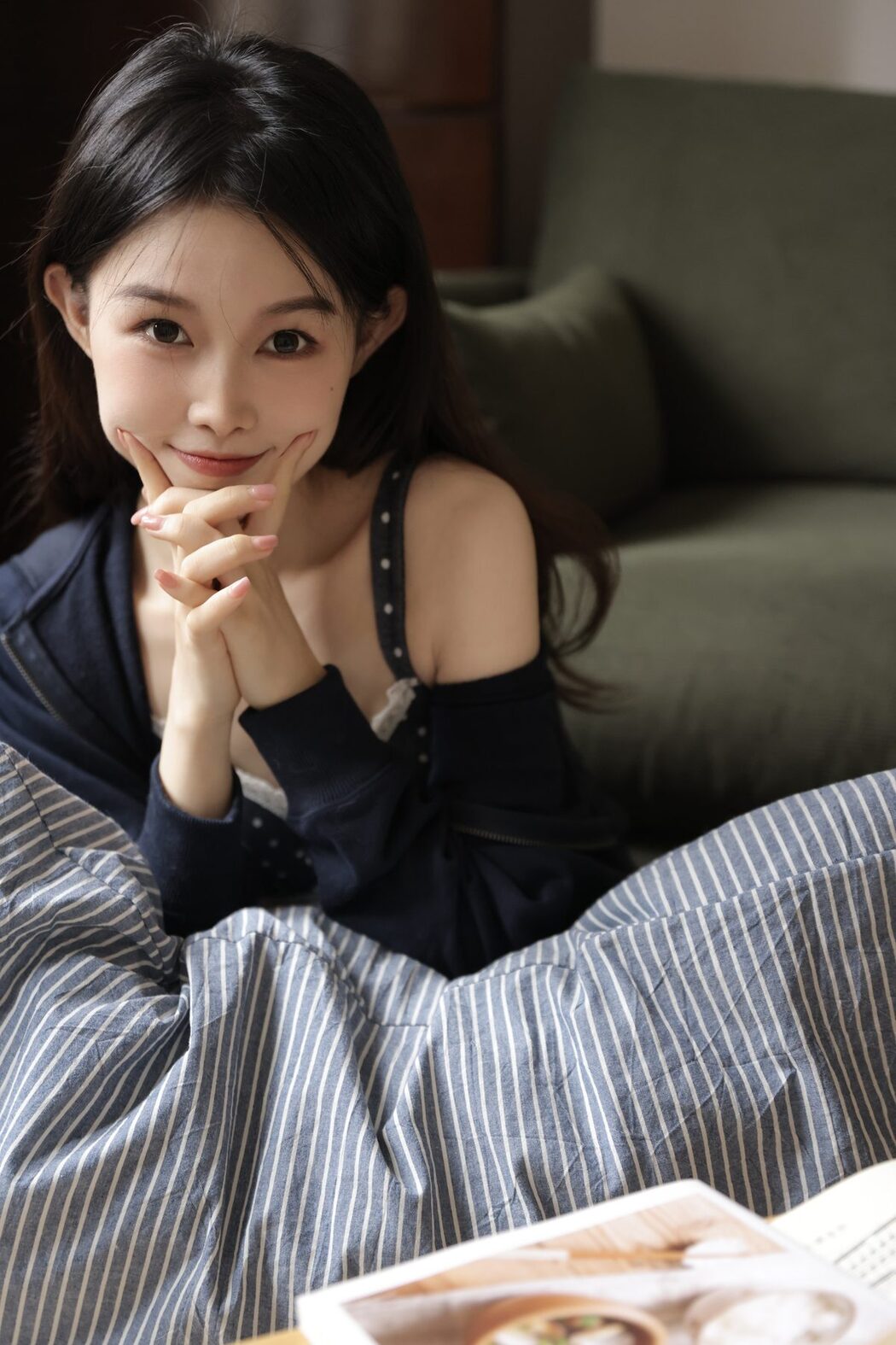 YiTuYu艺图语 Vol.3354 A Miao de Fan Fan
