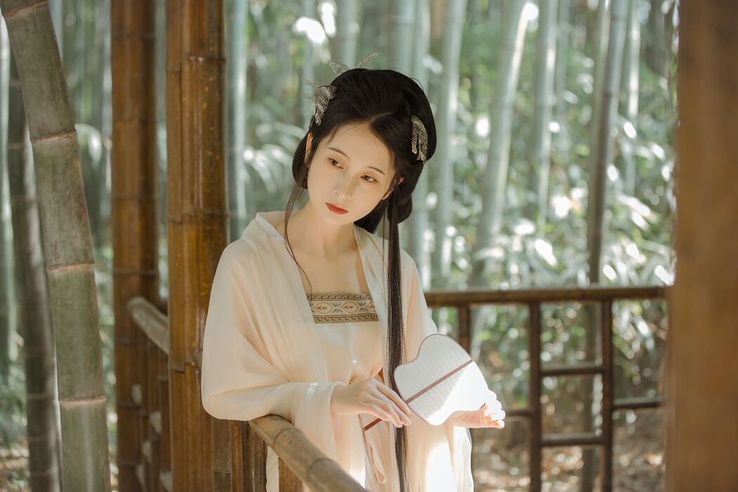 YiTuYu艺图语 Vol.3277 Wu Yue De San Hua Mao