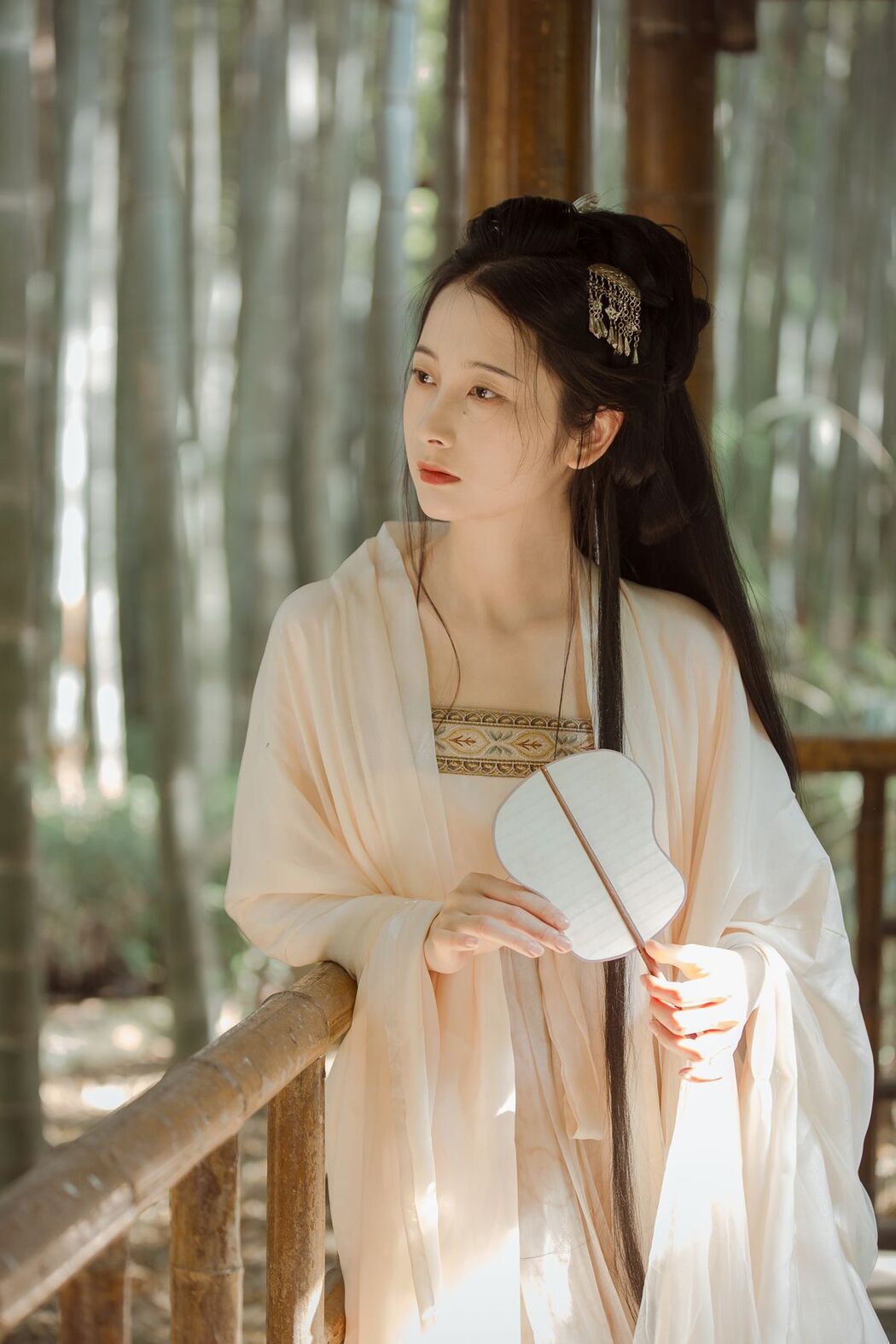 YiTuYu艺图语 Vol.3277 Wu Yue De San Hua Mao