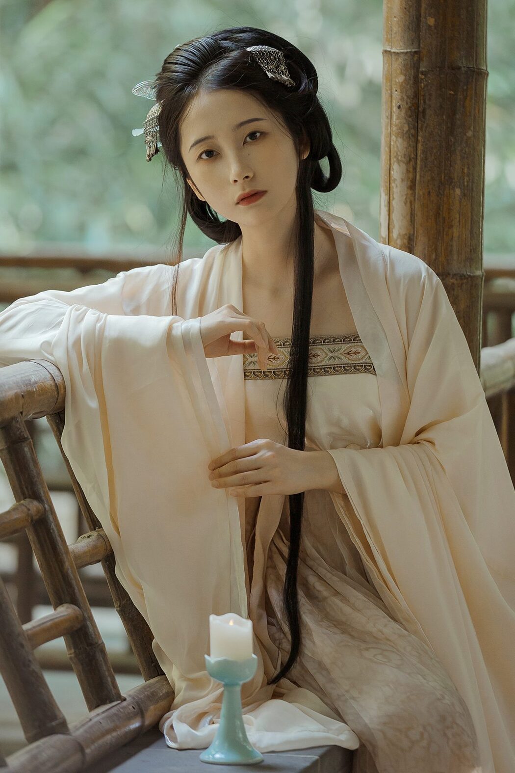 YiTuYu艺图语 Vol.3277 Wu Yue De San Hua Mao Cover Photo