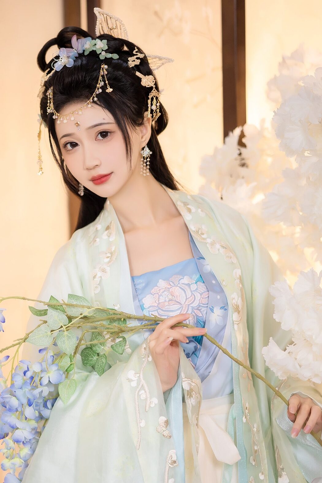 YiTuYu艺图语 Vol.3445 Qi Luo Sheng De Xiao Su Su Cover Photo