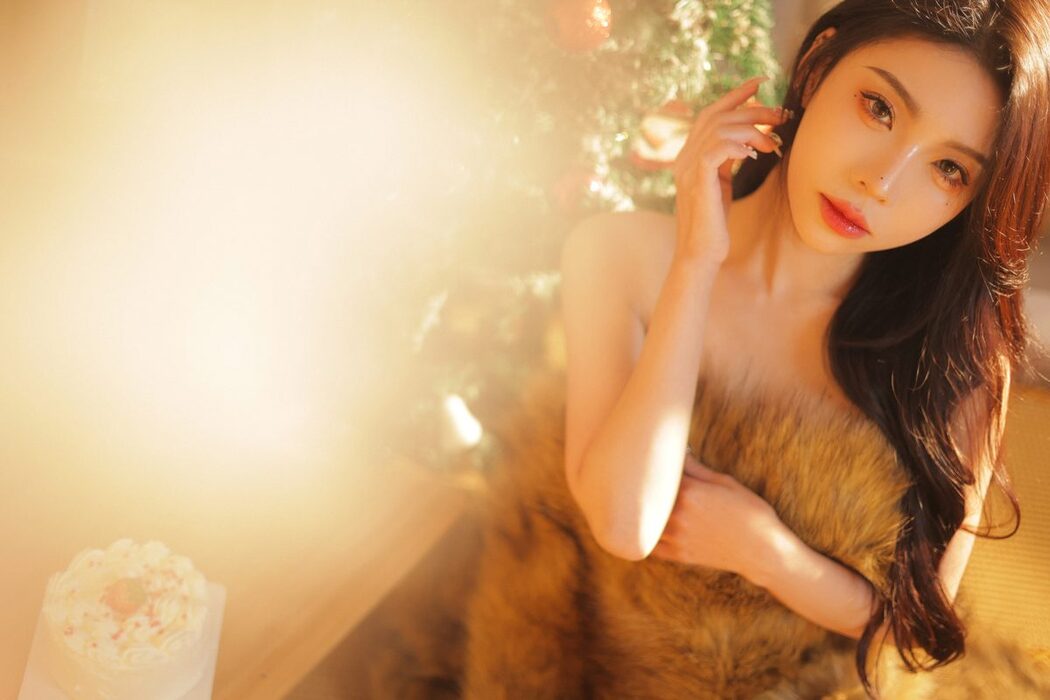 YiTuYu艺图语 Vol.3425 Rong Rong