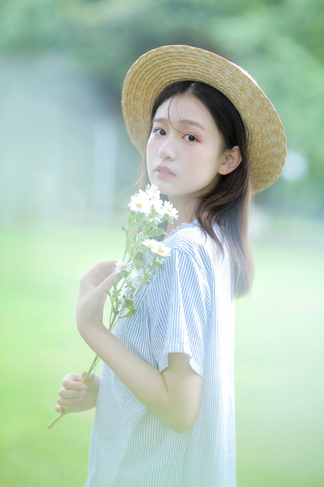 YiTuYu艺图语 Vol.3409 Rui Qiu De Kuai Le Ren Sheng