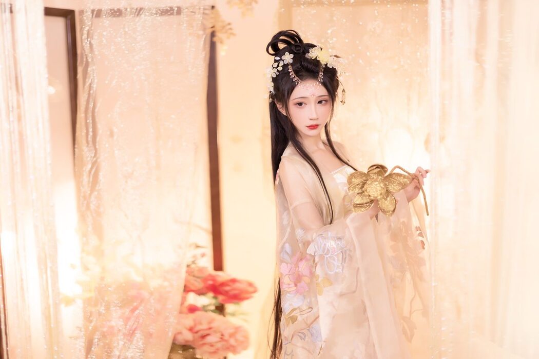 YiTuYu艺图语 Vol.3498 Qi Luo Sheng De Xiao Su Su