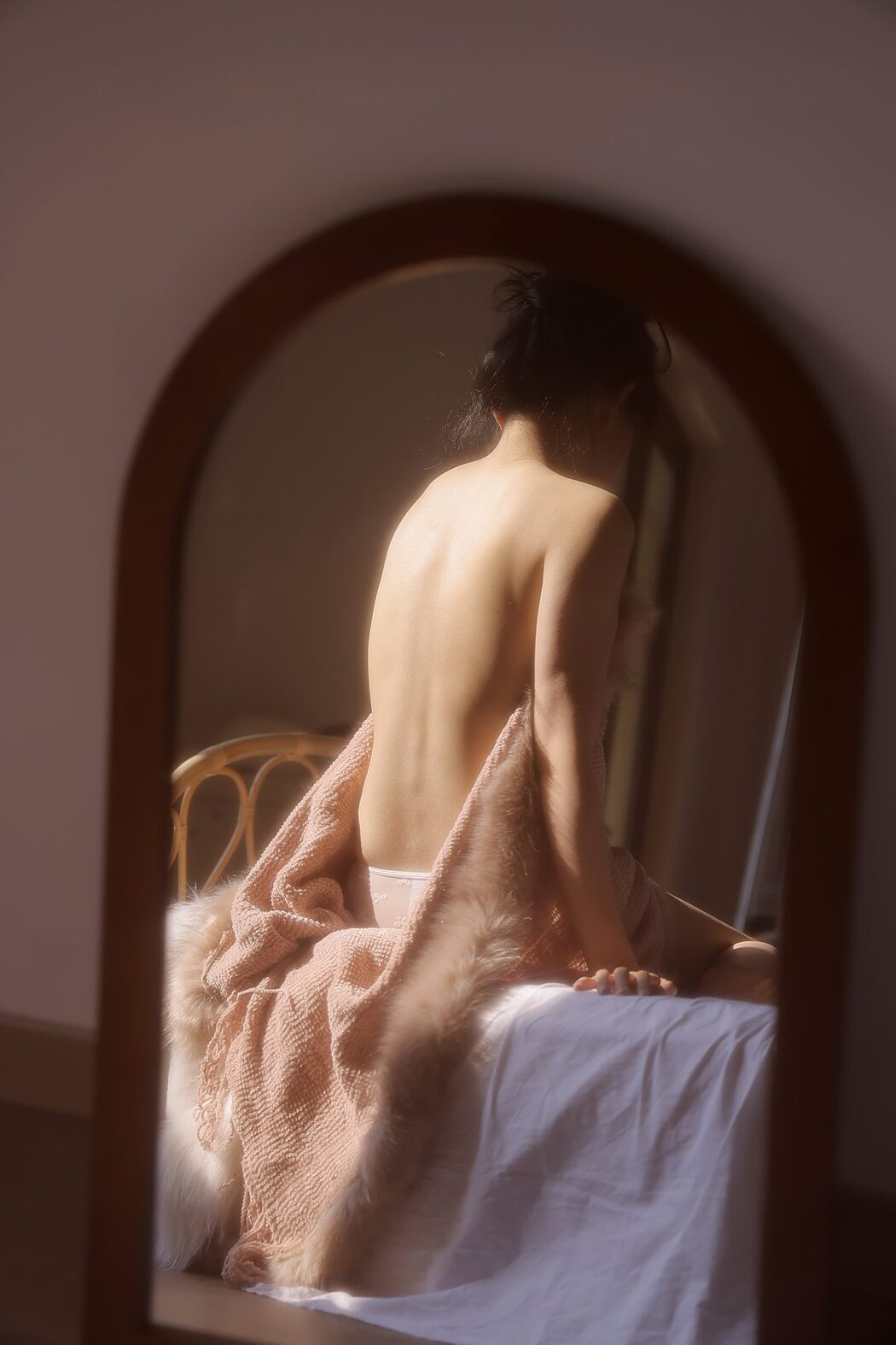 YiTuYu艺图语 Vol.3495 Qin Qin