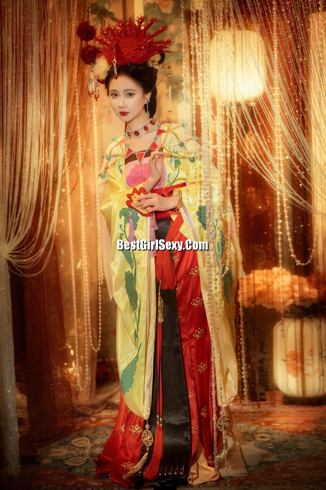 YiTuYu艺图语 Vol.3487 Qi Luo Sheng De Xiao Su Su