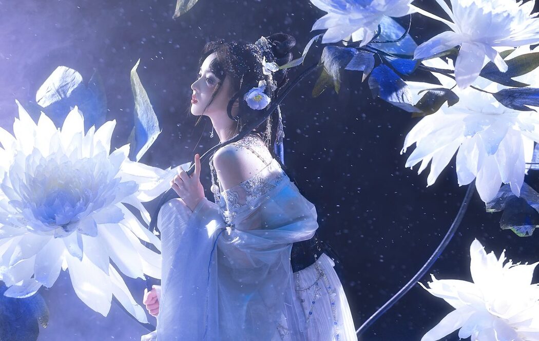 YiTuYu艺图语 Vol.3478 Tian Qing Hou De Ying Hua Hua