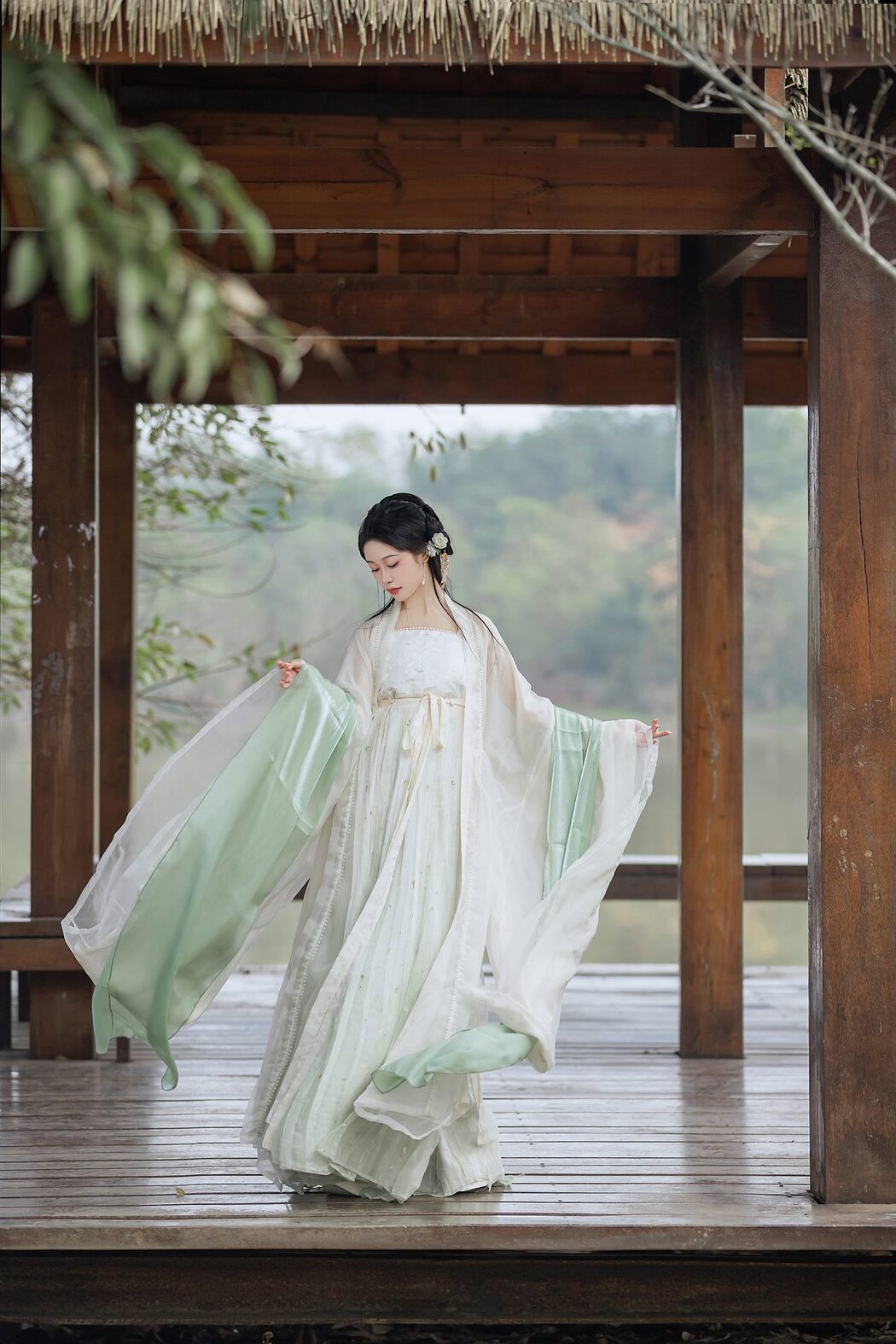 YiTuYu艺图语 Vol.3529 Li Yi Yi