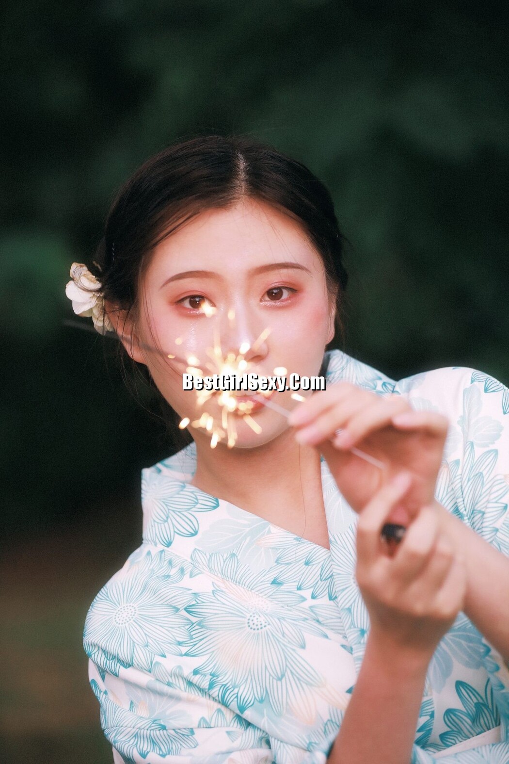 YiTuYu艺图语 Vol.3528 Xiao Xu Zhang