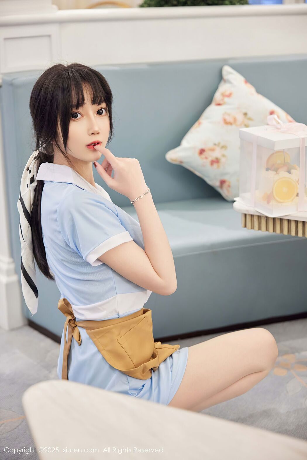 XiuRen秀人网 No.9864 Yue Er Yue Er