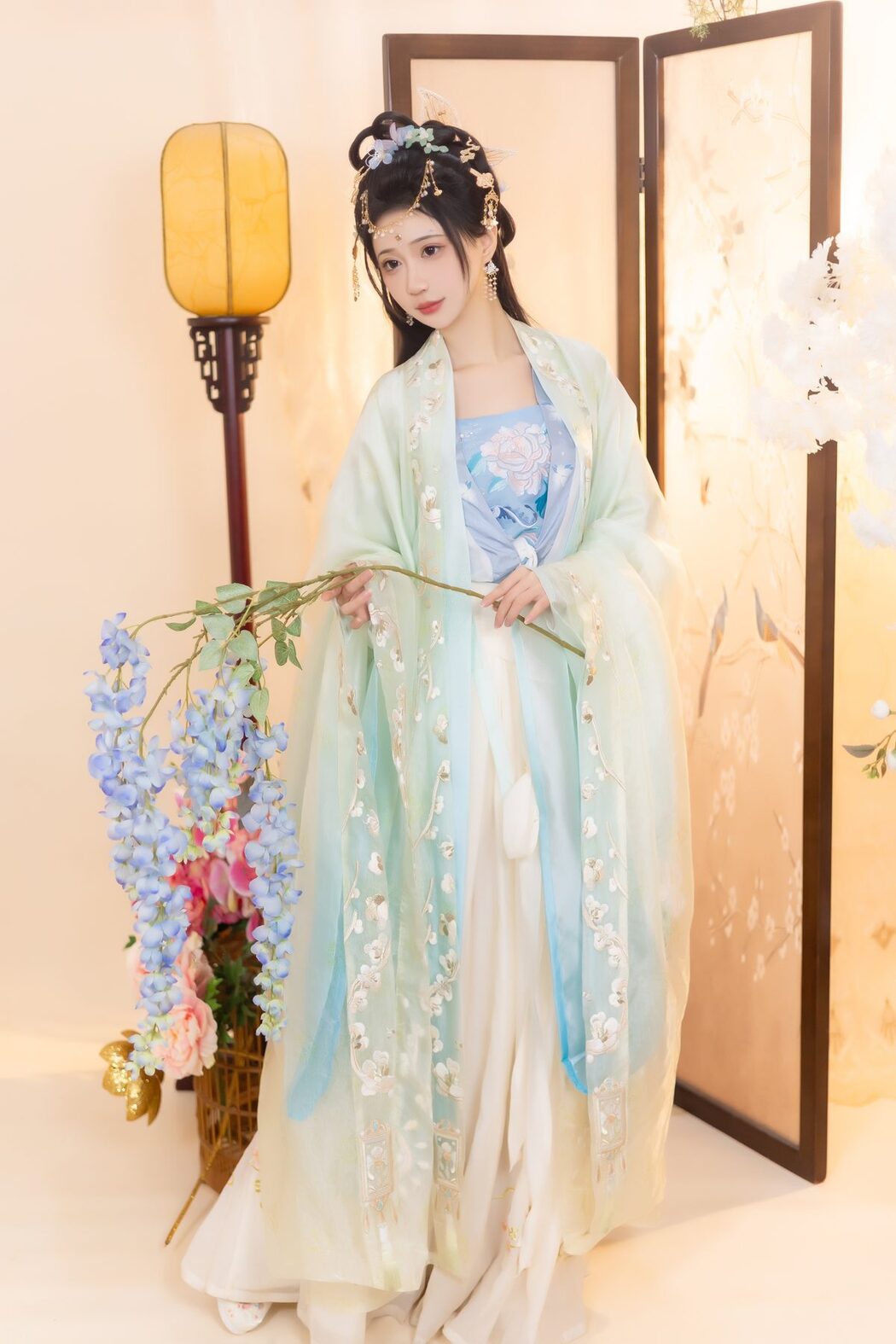 YiTuYu艺图语 Vol.3445 Qi Luo Sheng De Xiao Su Su
