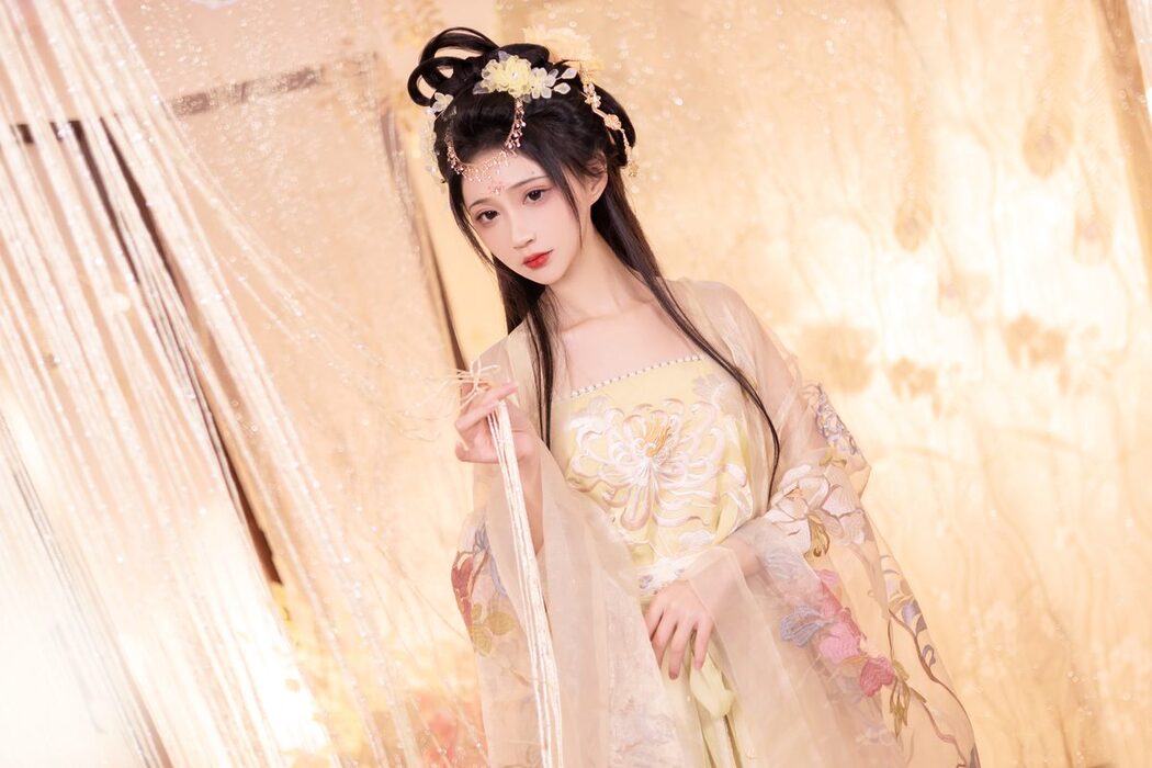 YiTuYu艺图语 Vol.3498 Qi Luo Sheng De Xiao Su Su