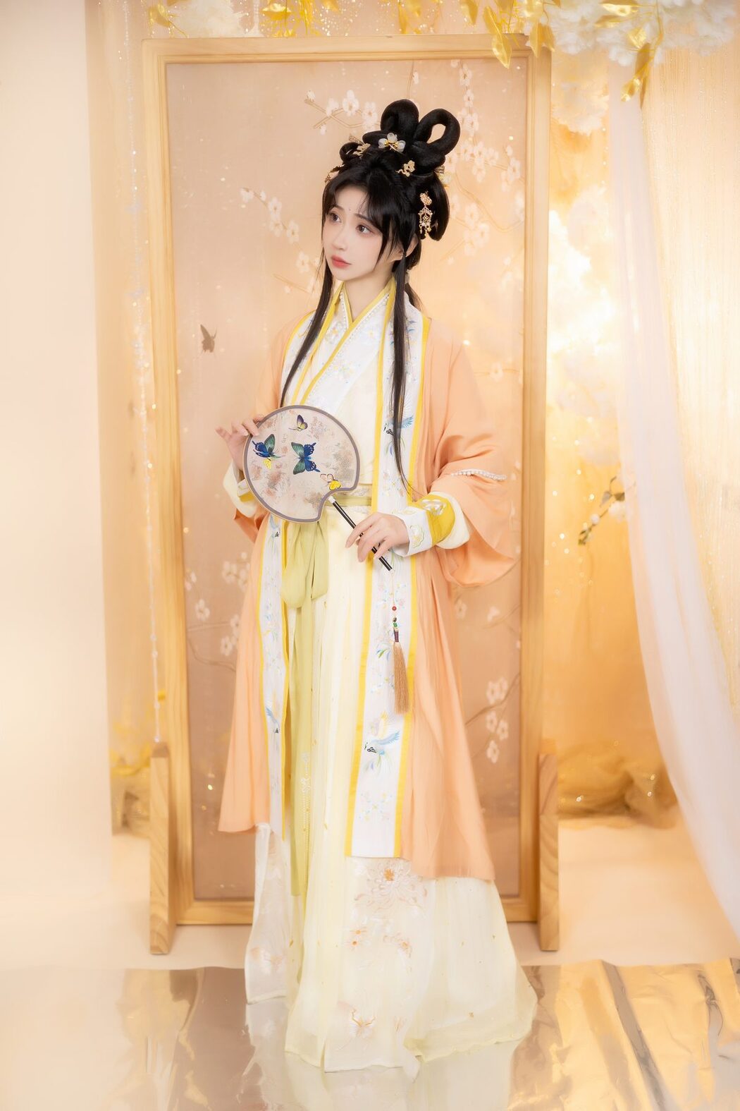 YiTuYu艺图语 Vol.3513 Qi Luo Sheng De Xiao Su Su