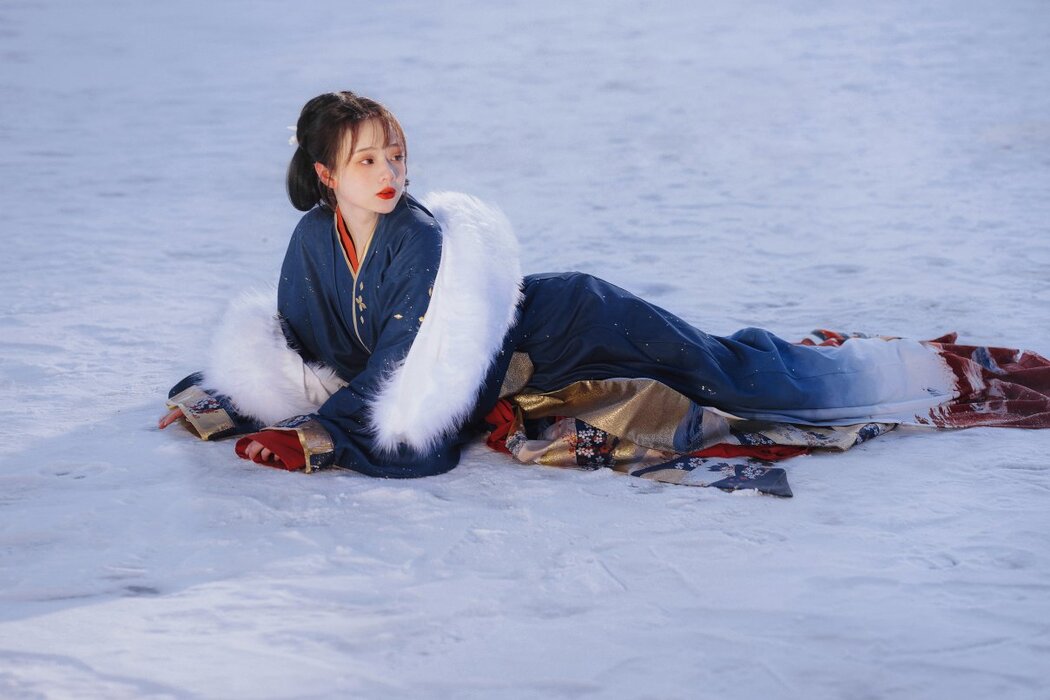 YiTuYu艺图语 Vol.339 Xiu Xiu