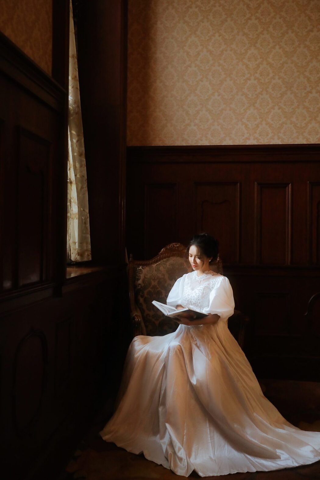 YiTuYu艺图语 Vol.3408 Xiao Xiao Chong Laura