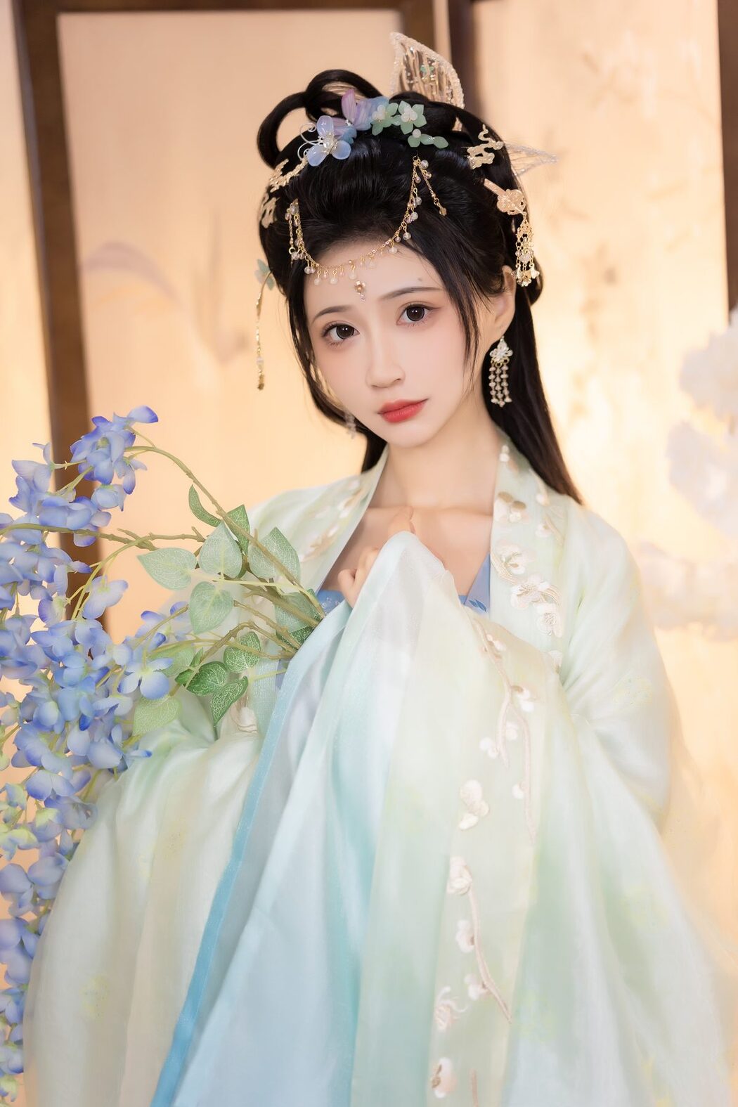 YiTuYu艺图语 Vol.3445 Qi Luo Sheng De Xiao Su Su