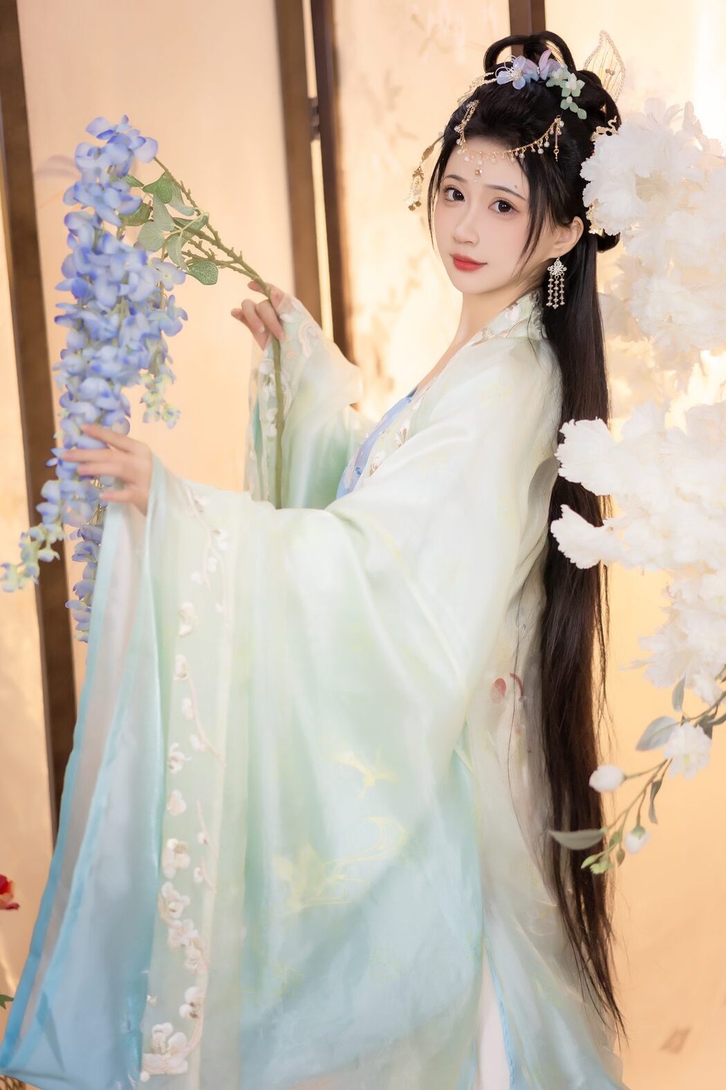 YiTuYu艺图语 Vol.3445 Qi Luo Sheng De Xiao Su Su