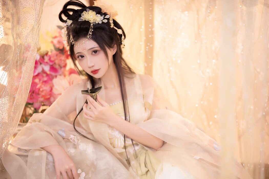 YiTuYu艺图语 Vol.3498 Qi Luo Sheng De Xiao Su Su