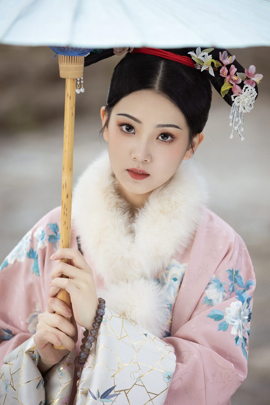 YiTuYu艺图语 Vol.3506 Zhi Zhi Qi Cover Photo