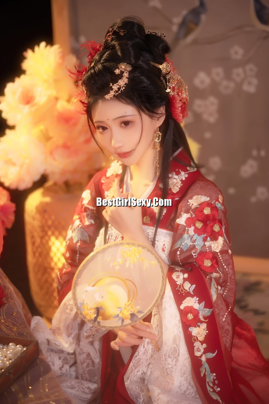 YiTuYu艺图语 Vol.3504 Qi Luo Sheng De Xiao Su Su