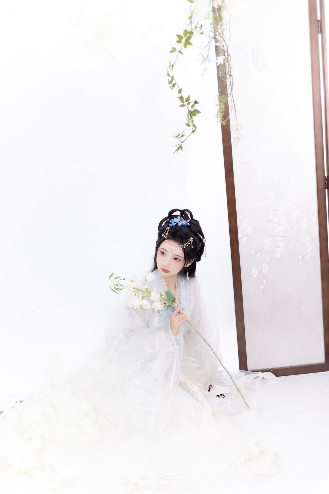 YiTuYu艺图语 Vol.3412 Qi Luo Sheng De Xiao Su Su