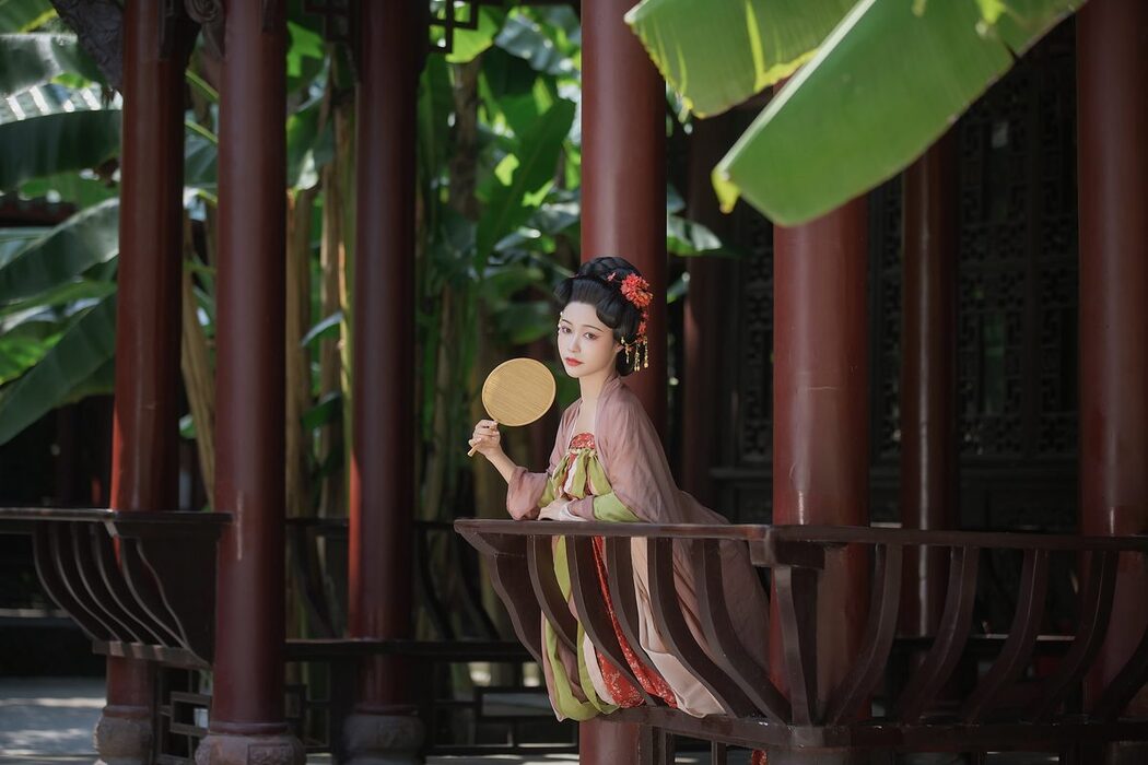 YiTuYu艺图语 Vol.3518 Li Yi Yi
