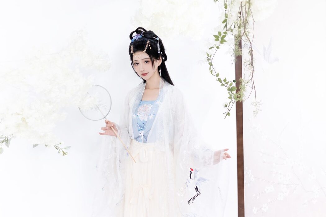 YiTuYu艺图语 Vol.3412 Qi Luo Sheng De Xiao Su Su