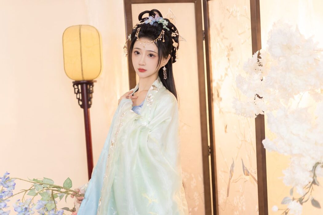 YiTuYu艺图语 Vol.3445 Qi Luo Sheng De Xiao Su Su