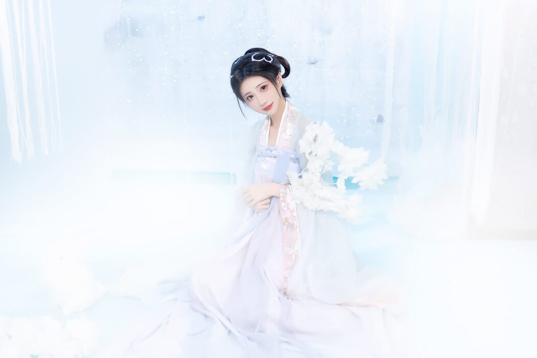 YiTuYu艺图语 Vol.3485 Qi Luo Sheng De Xiao Su Su