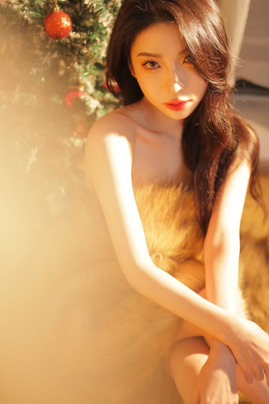 YiTuYu艺图语 Vol.3425 Rong Rong