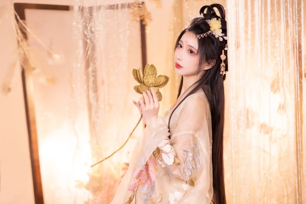 YiTuYu艺图语 Vol.3498 Qi Luo Sheng De Xiao Su Su