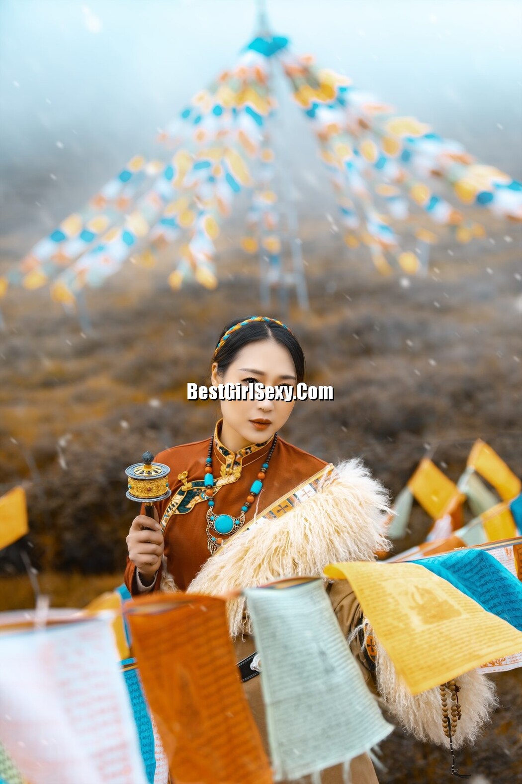 YiTuYu艺图语 Vol.3493 Liang Tiao Yu Bai Bai