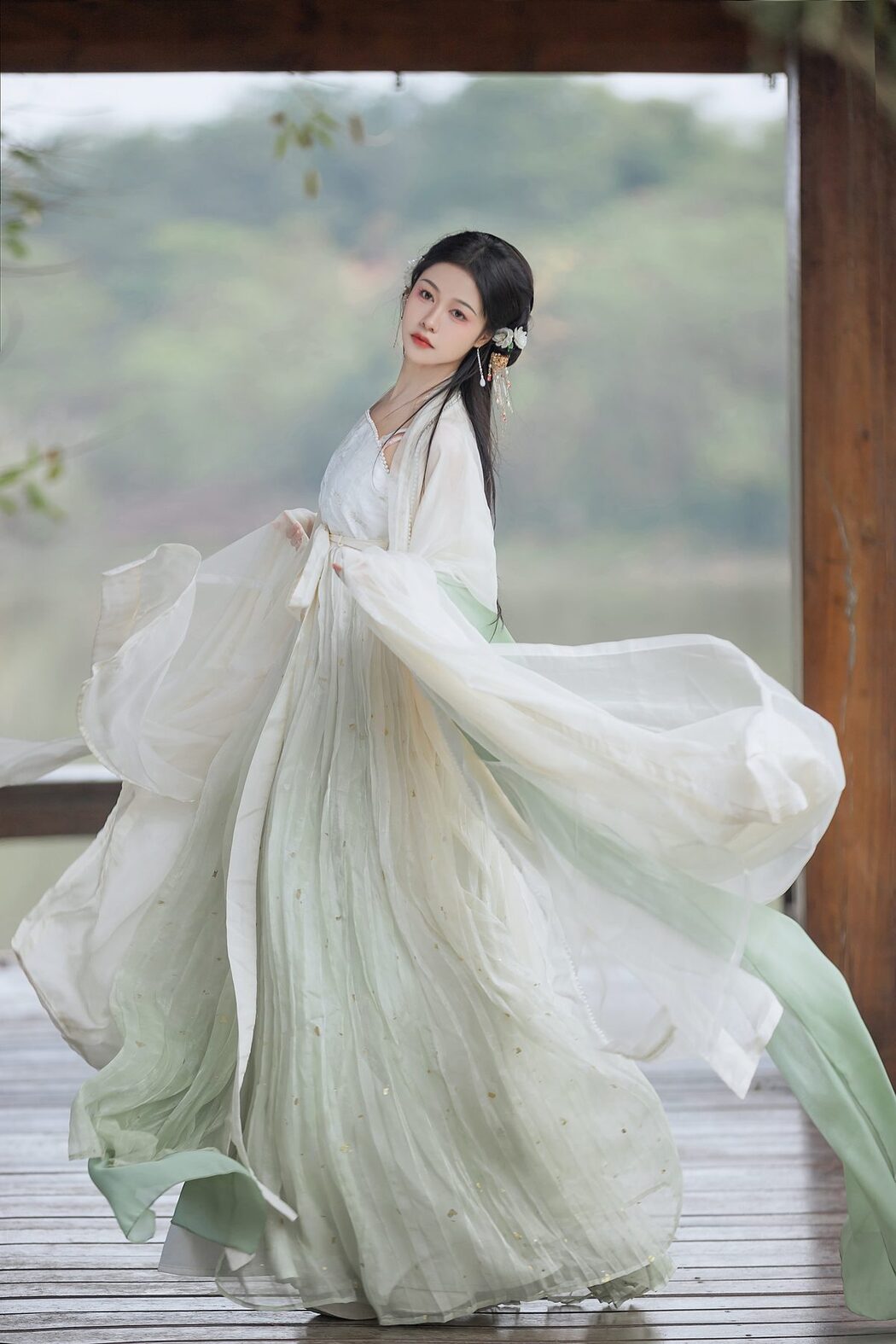 YiTuYu艺图语 Vol.3529 Li Yi Yi
