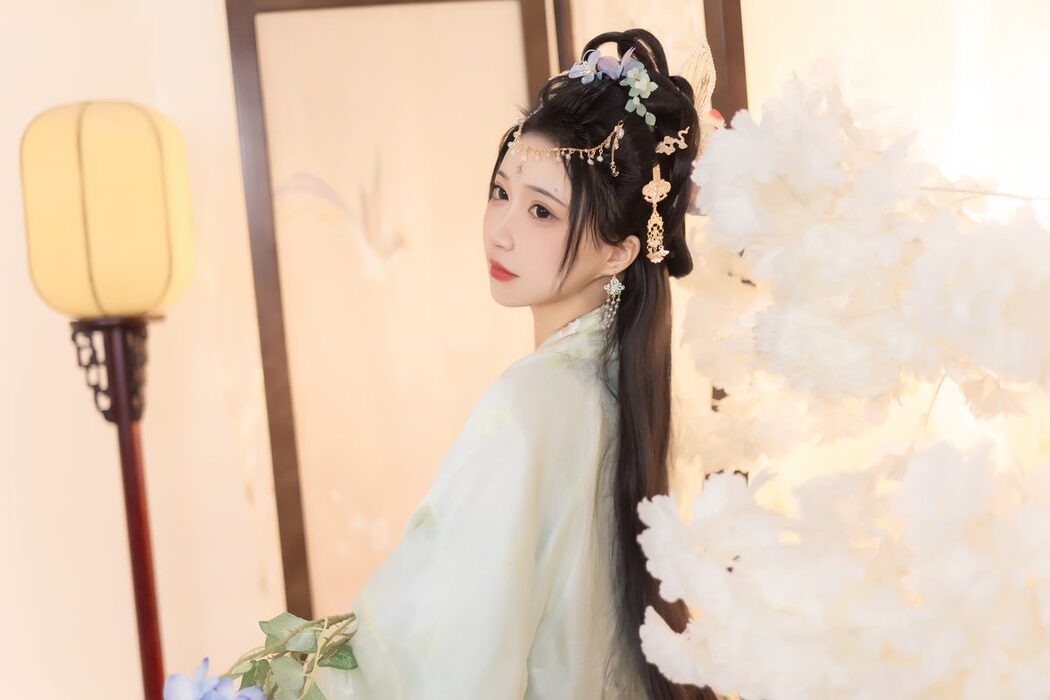 YiTuYu艺图语 Vol.3445 Qi Luo Sheng De Xiao Su Su