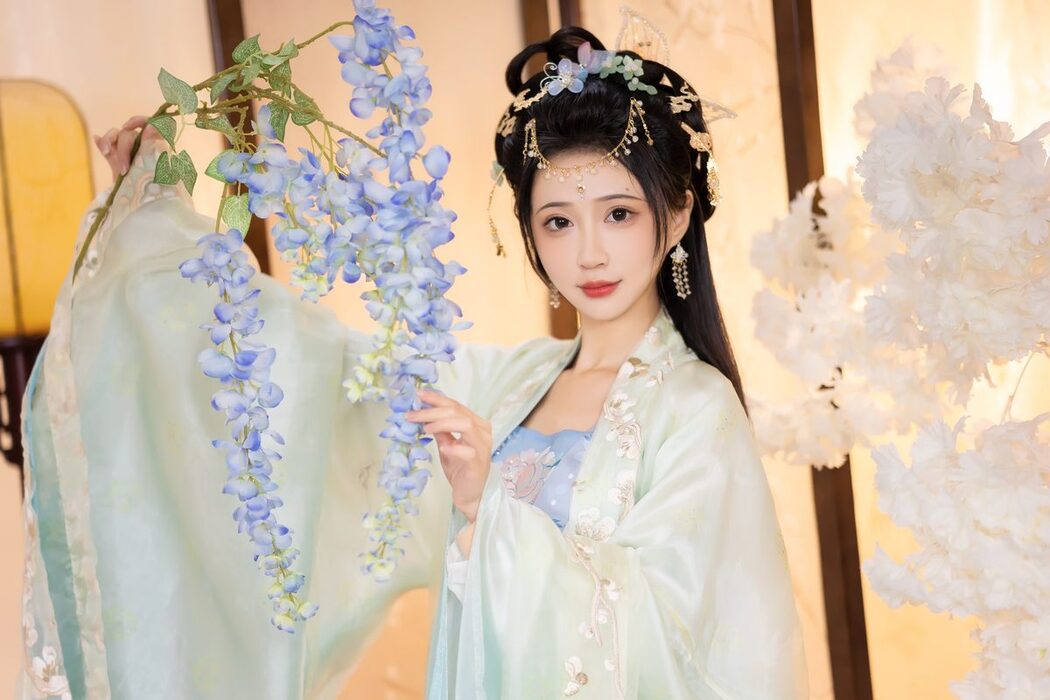 YiTuYu艺图语 Vol.3445 Qi Luo Sheng De Xiao Su Su