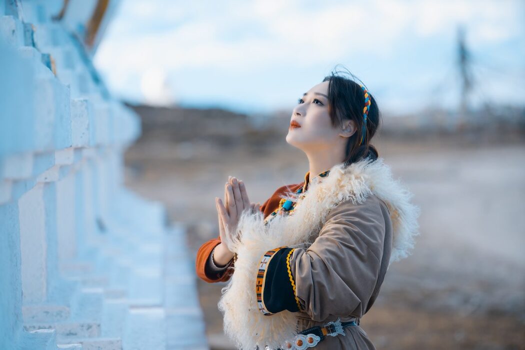 YiTuYu艺图语 Vol.3493 Liang Tiao Yu Bai Bai