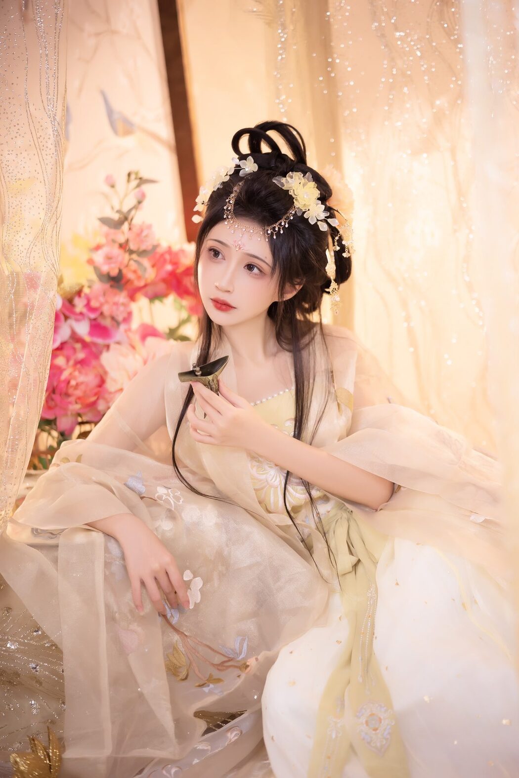 YiTuYu艺图语 Vol.3498 Qi Luo Sheng De Xiao Su Su