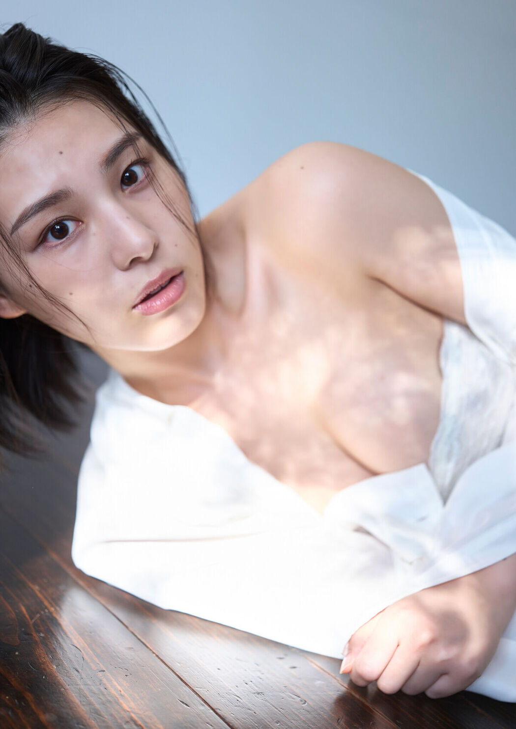JP Iori Sagara 相樂伊織 – 背中から抱きしめて