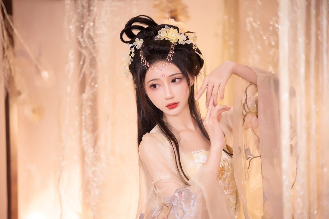 YiTuYu艺图语 Vol.3498 Qi Luo Sheng De Xiao Su Su
