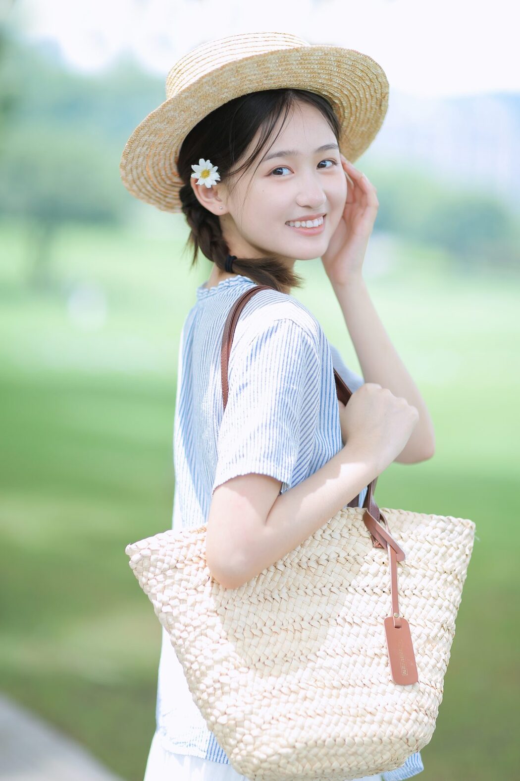 YiTuYu艺图语 Vol.3409 Rui Qiu De Kuai Le Ren Sheng