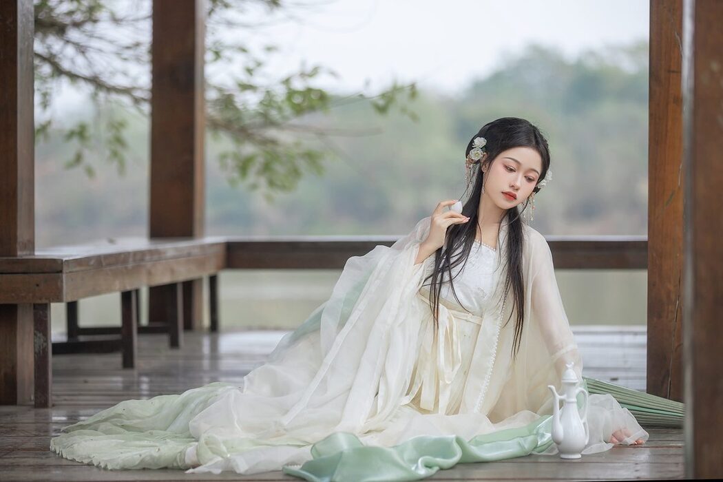 YiTuYu艺图语 Vol.3529 Li Yi Yi