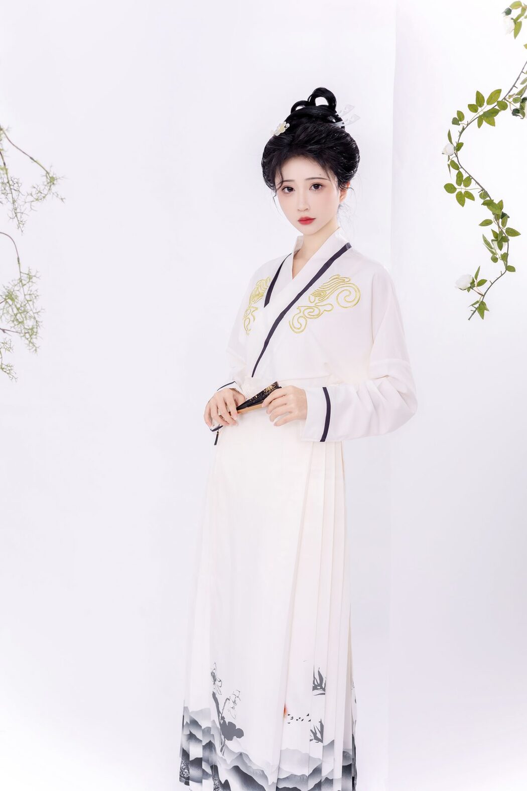 YiTuYu艺图语 Vol.3527 Qi Luo Sheng De Xiao Su Su