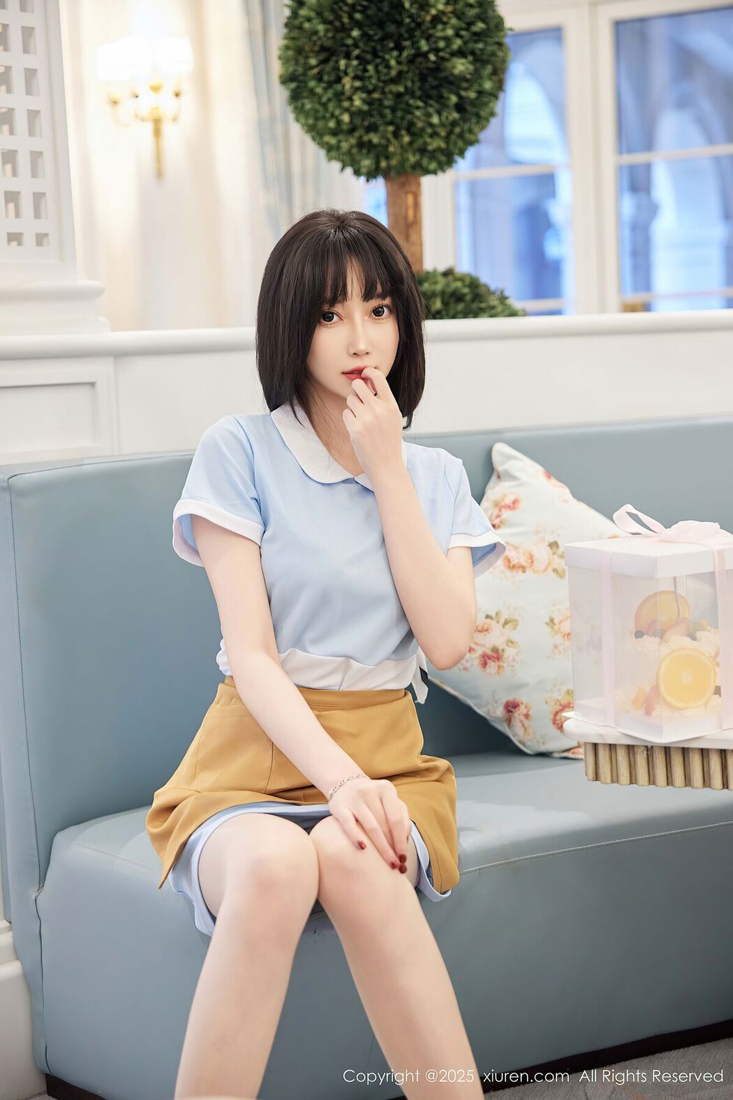 XiuRen秀人网 No.9864 Yue Er Yue Er