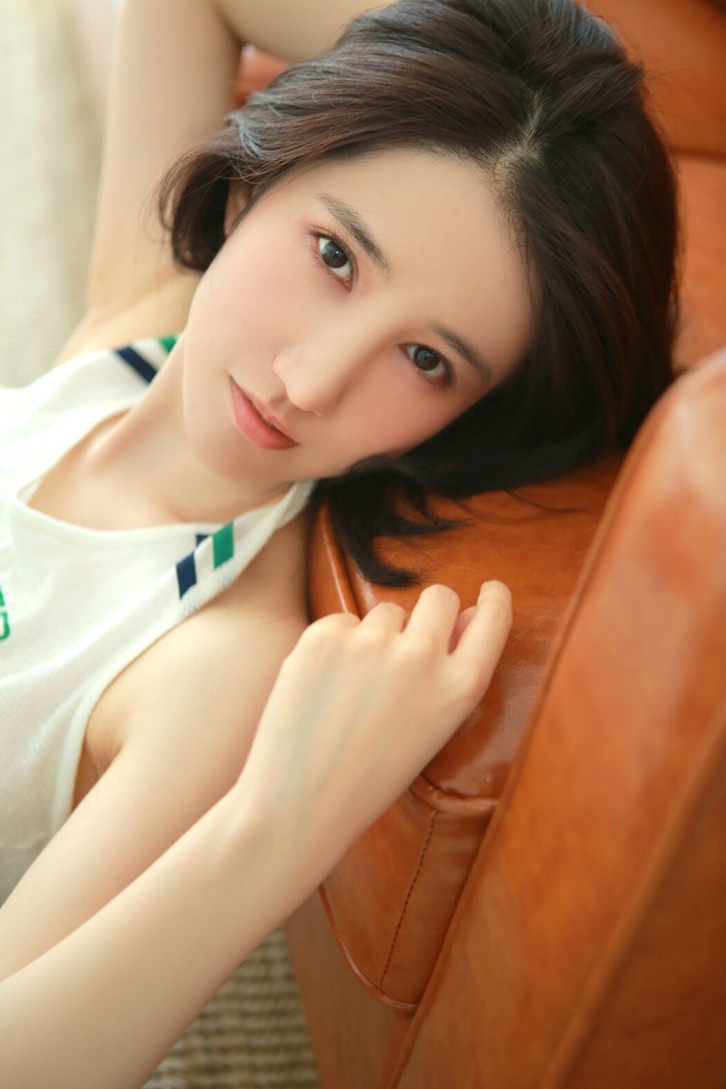 YiTuYu艺图语 Vol.3383 Qian