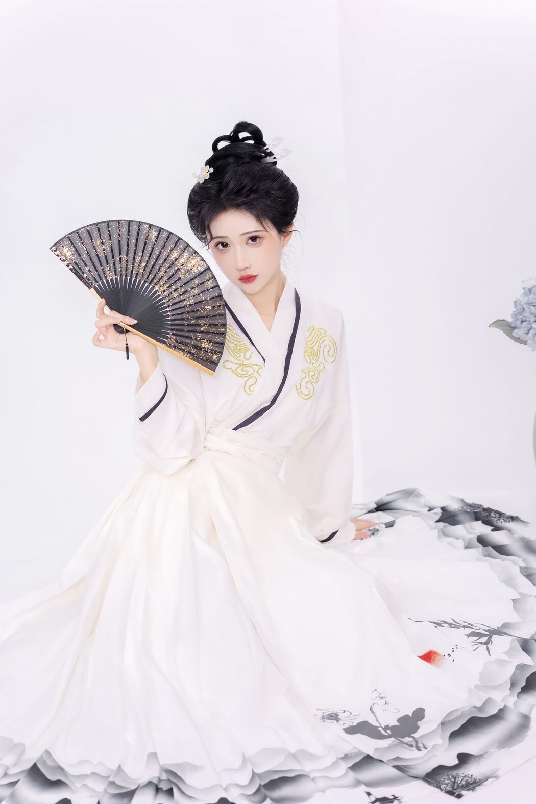 YiTuYu艺图语 Vol.3527 Qi Luo Sheng De Xiao Su Su