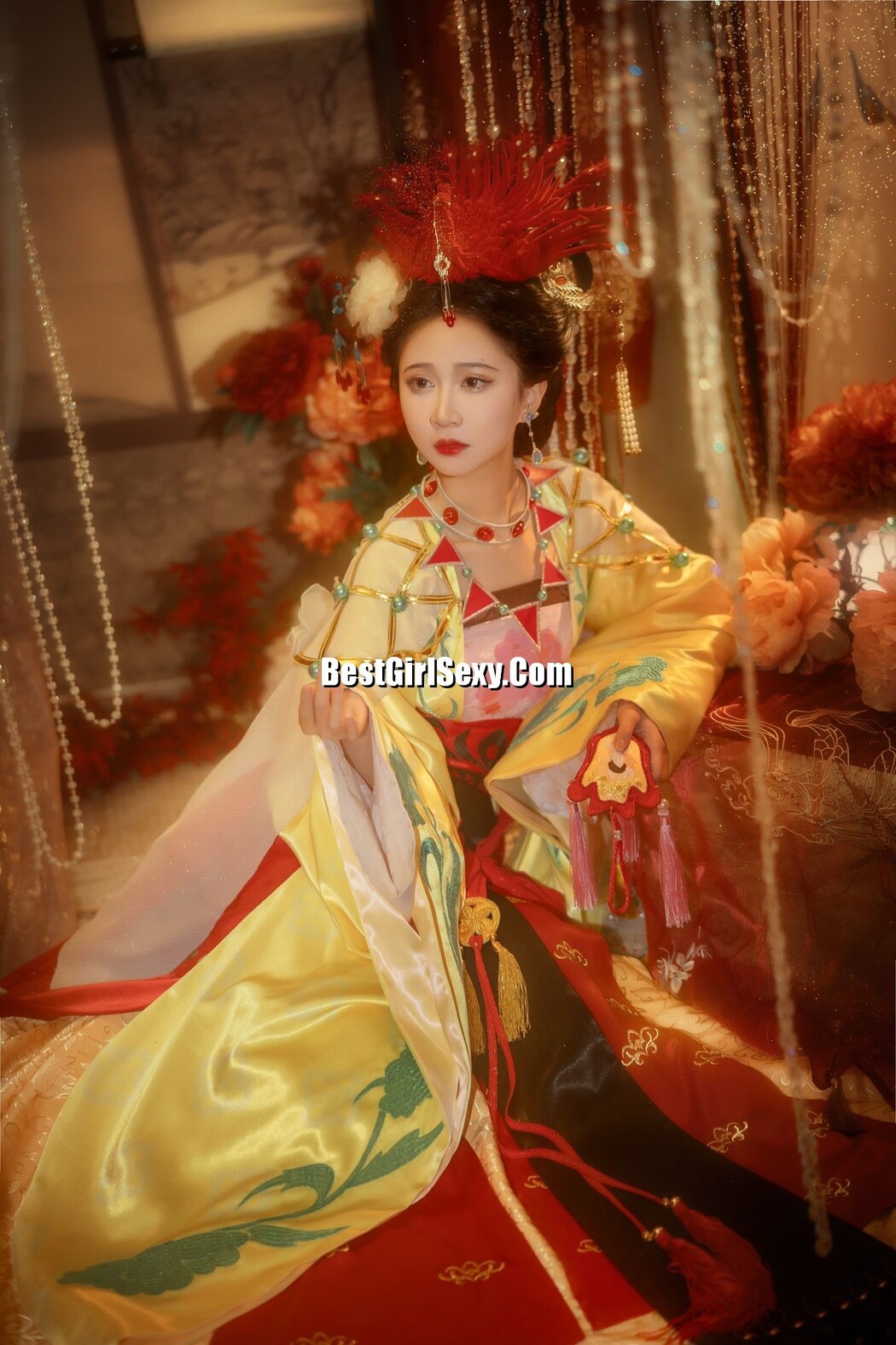 YiTuYu艺图语 Vol.3487 Qi Luo Sheng De Xiao Su Su