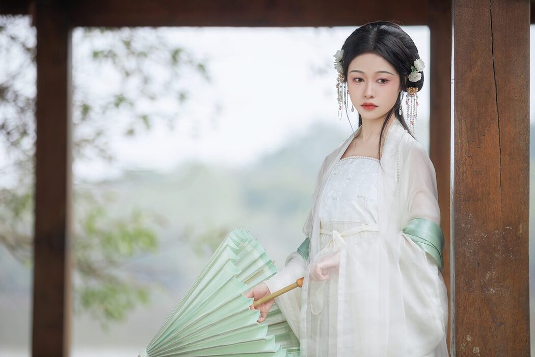 YiTuYu艺图语 Vol.3529 Li Yi Yi